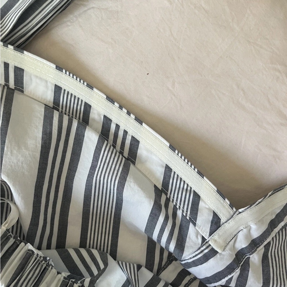 Lane Bryant Size 18 Blouse Gray White Striped Off the Shoulder Tie at Waist - Picture 8 of 13